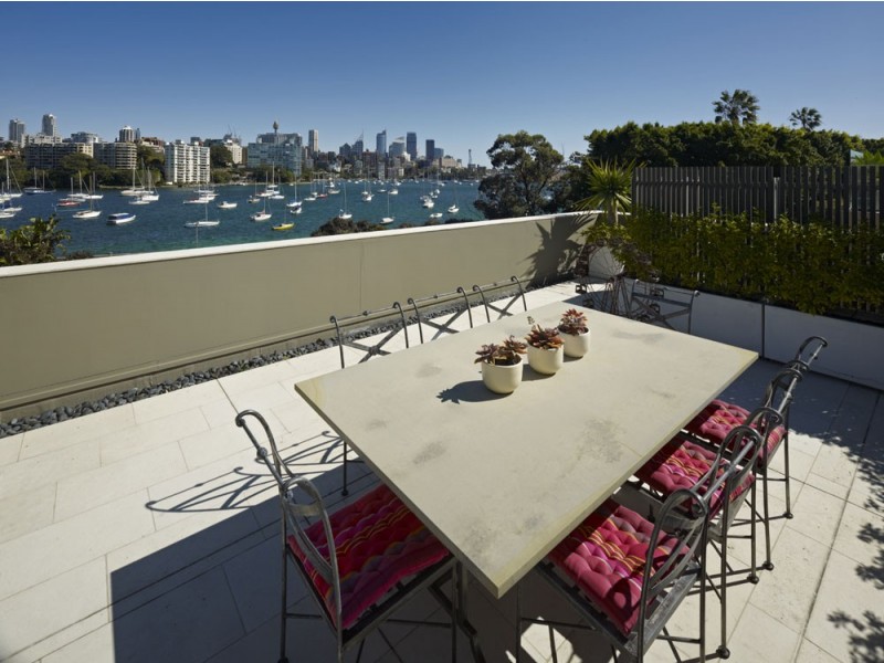 66 New Beach Road, Darling Point NSW 2027