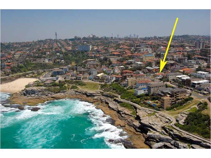 2 Kenneth Street, Tamarama NSW 2026