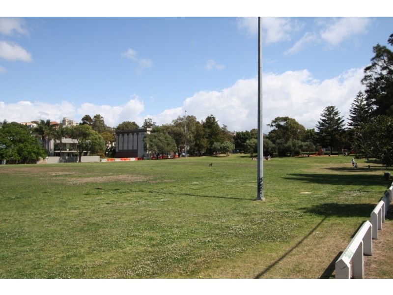 18 Warners Avenue, North Bondi NSW 2026