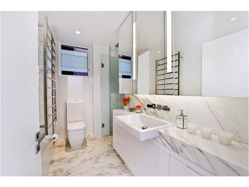 “Santina” 8/85 Yarranabbe Rd, Darling Point NSW 2027