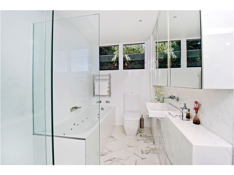 “Santina” 8/85 Yarranabbe Rd, Darling Point NSW 2027