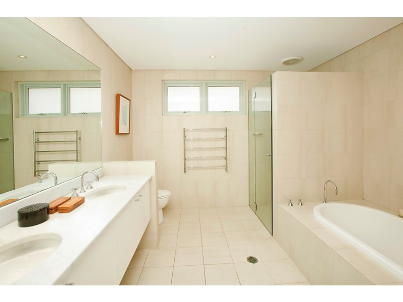 4 Milton Avenue, Woollahra NSW 2025