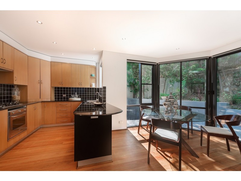 2/8 Wairoa Avenue, North Bondi NSW 2026