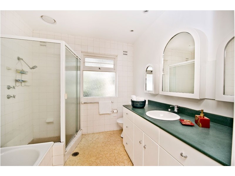 2/9 Moore Street, Vaucluse NSW 2030