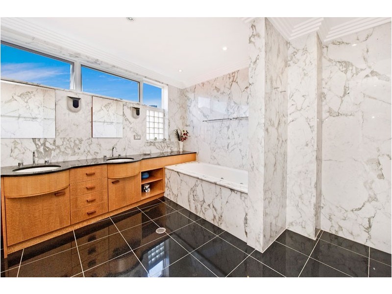 36 Olola Avenue, Vaucluse NSW 2030
