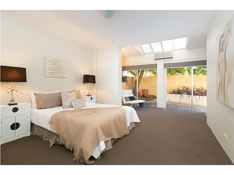 223 Old South Head Road, Bondi NSW 2026