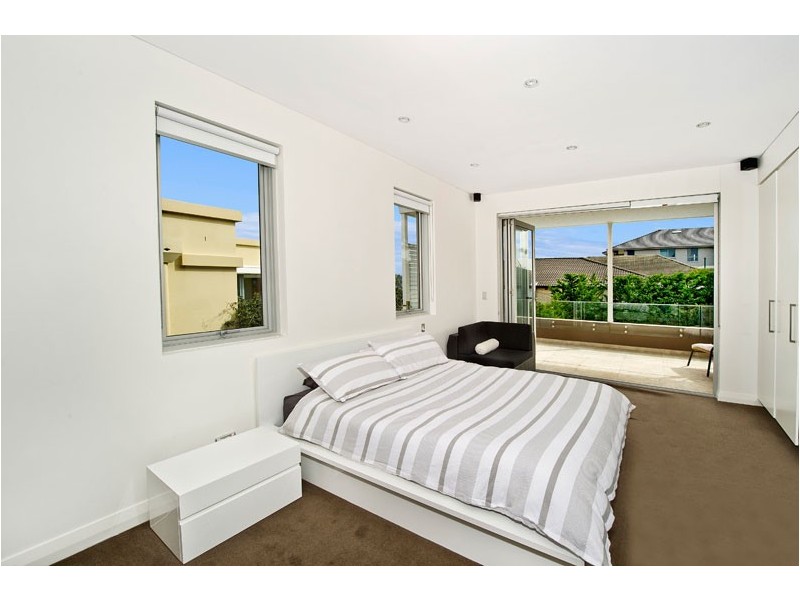 90 Military Road, Dover Heights NSW 2030