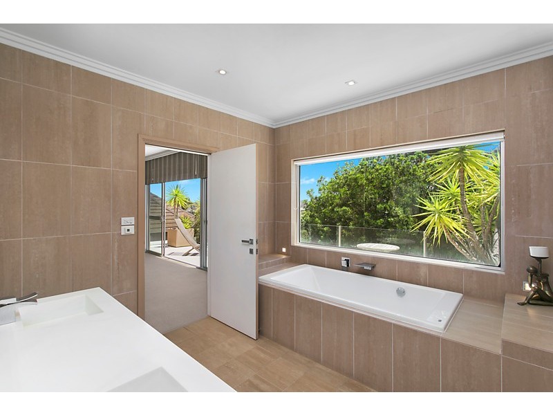 182 Military Road, Dover Heights NSW 2030