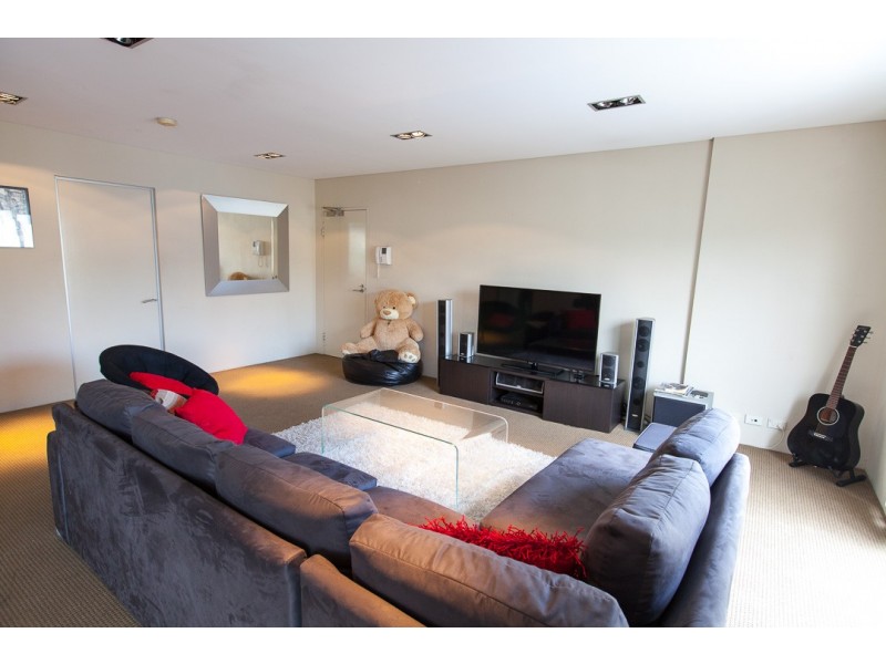 15-17 and 81-87a Hall Street/Gould Street, Bondi Beach NSW 2026