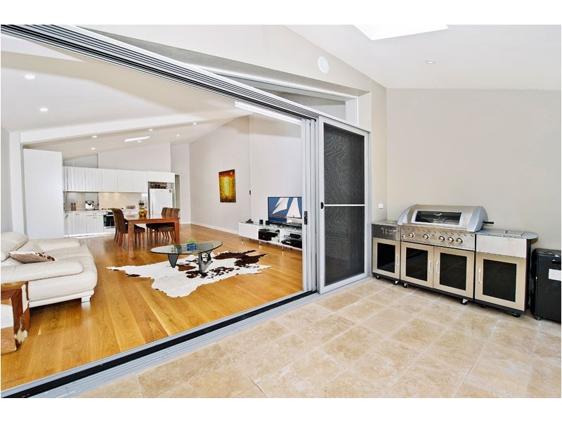 4 Bon Accord Avenue, Bondi Junction NSW 2022