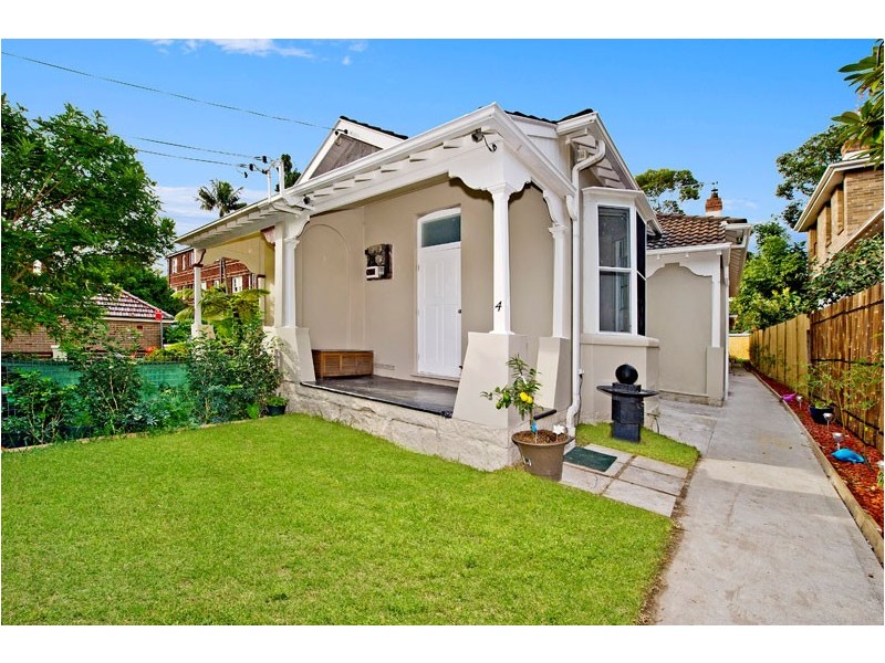 4 Bon Accord Avenue, Bondi Junction NSW 2022