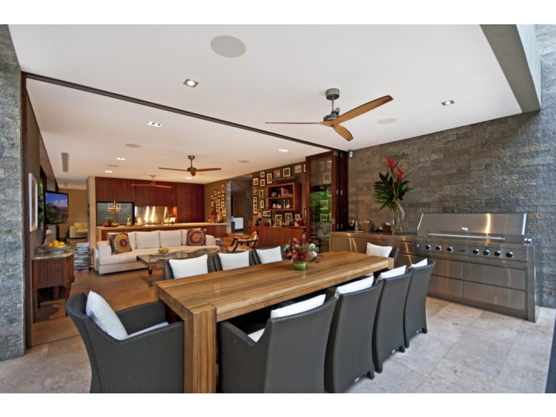 1 Beachfront Mirage, Port Douglas QLD 4877