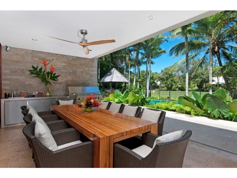 1 Beachfront Mirage, Port Douglas QLD 4877