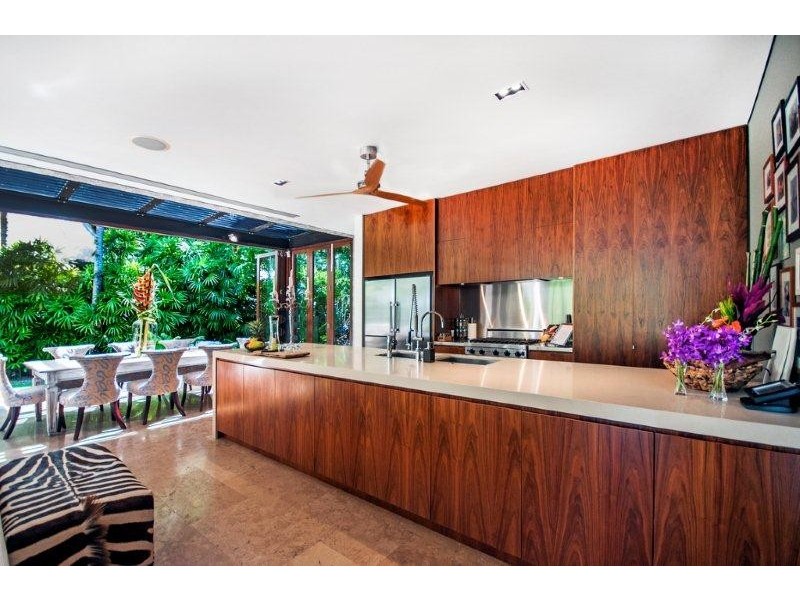 1 Beachfront Mirage, Port Douglas QLD 4877