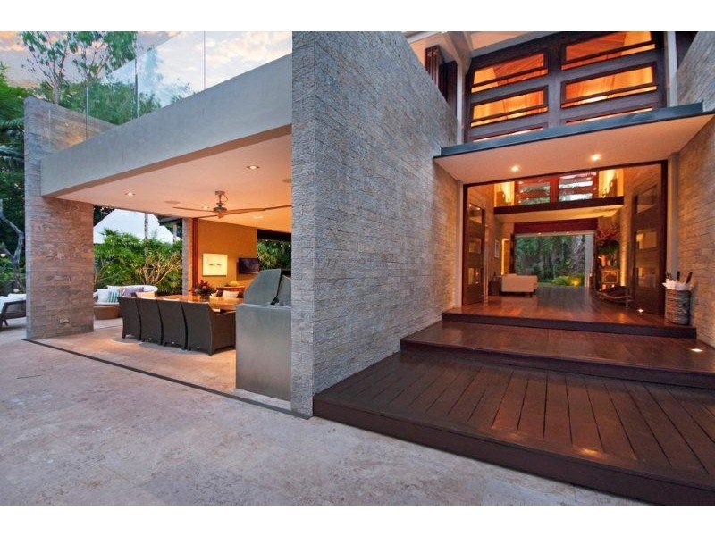 1 Beachfront Mirage, Port Douglas QLD 4877