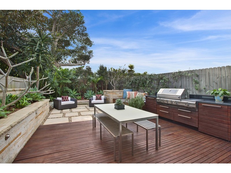 4 Brighton Boulevard, North Bondi NSW 2026