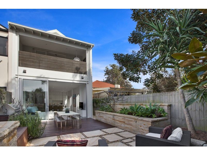 4 Brighton Boulevard, North Bondi NSW 2026