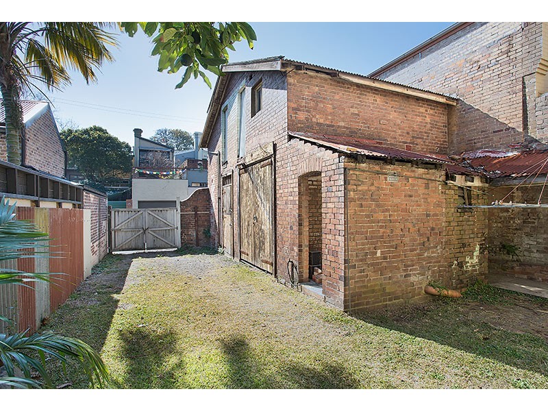 284 Moore Park Road, Paddington NSW 2021 Raine & Horne Double Bay Sold