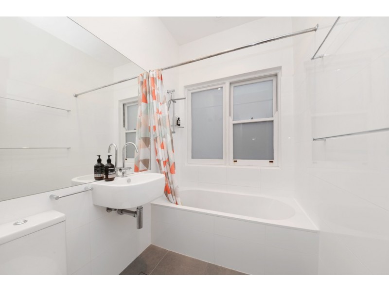 17 Hastings Parade, Bondi Beach NSW 2026