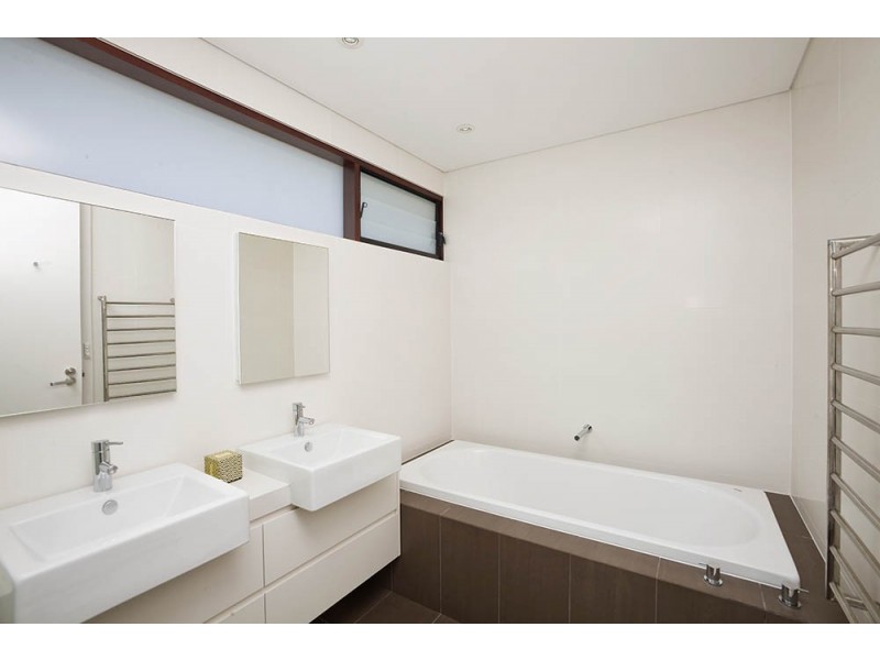 44 Gilgandra Road, North Bondi NSW 2026