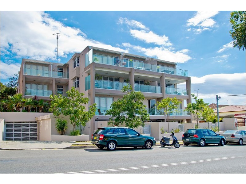 3/28-30 Fletcher Street, Tamarama NSW 2026