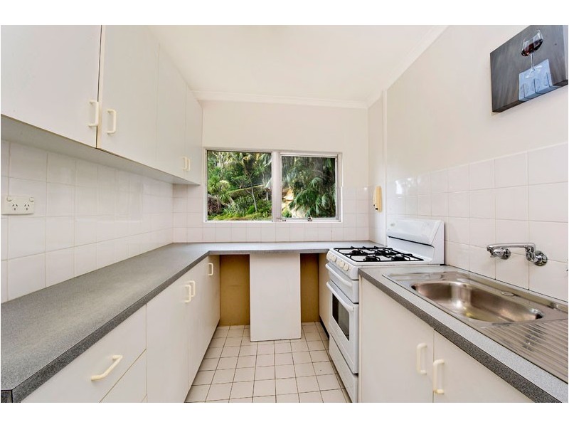 4/2A Henry Lawson Avenue, Mcmahons Point NSW 2060