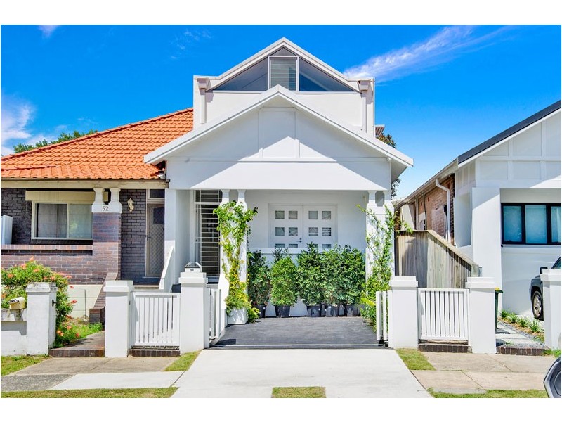 54 Wallis Parade, North Bondi NSW 2026