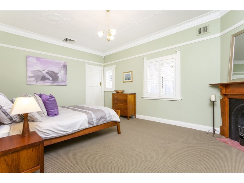 14 Lansdowne Street, Eastwood NSW 2122