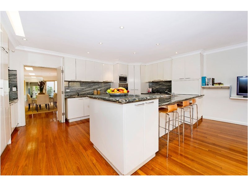 17 Ben Eden Street, Bondi Junction NSW 2022