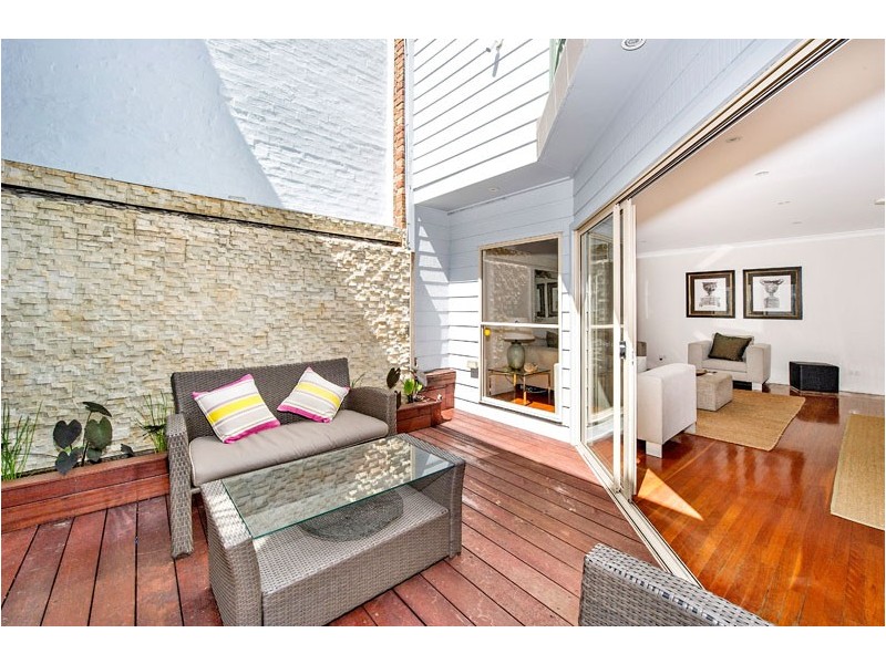 17 Ben Eden Street, Bondi Junction NSW 2022