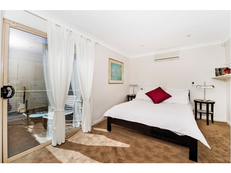 17 Ben Eden Street, Bondi Junction NSW 2022