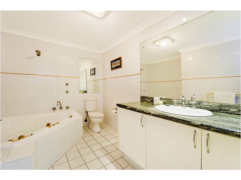 17 Ben Eden Street, Bondi Junction NSW 2022