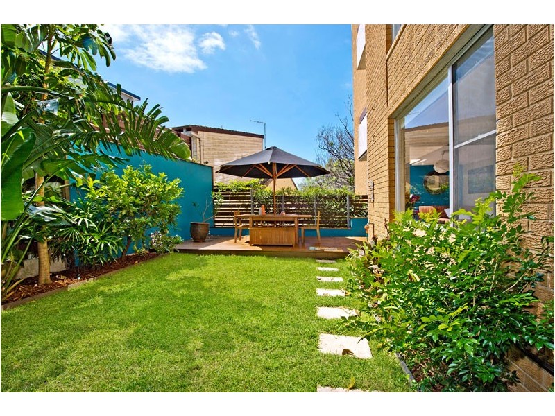 2/11-13 Penkivil Street, Bondi NSW 2026