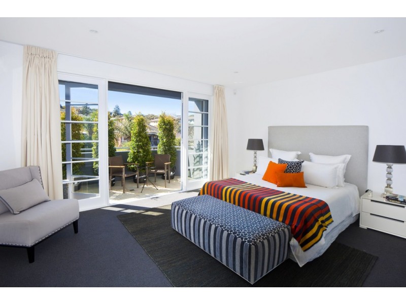 60 Hastings Parade, North Bondi NSW 2026