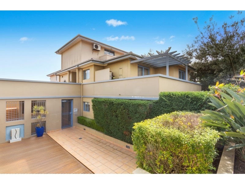 2/11-17 Wairoa Avenue, North Bondi NSW 2026