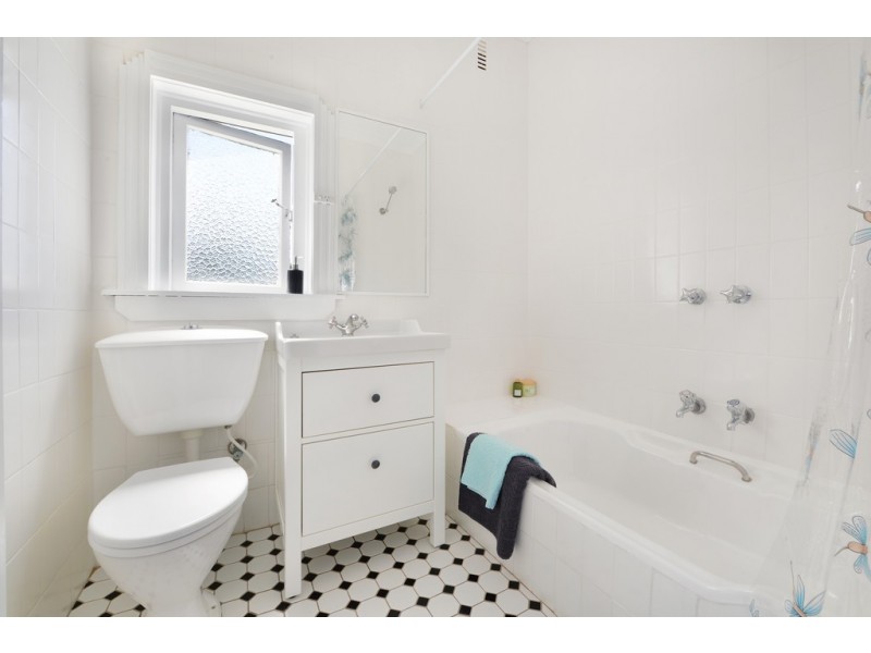 2/18 Eastern Avenue, Dover Heights NSW 2030