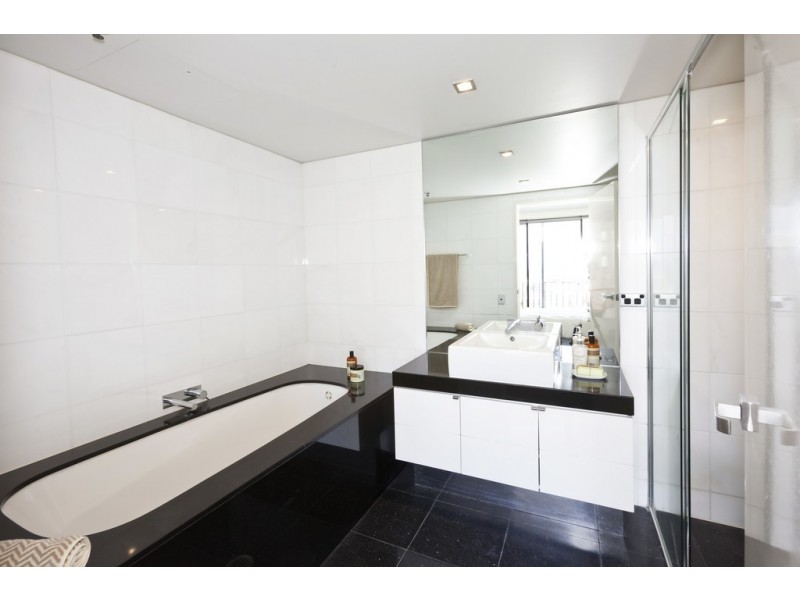 1002/425 Bourke Street, Surry Hills NSW 2010