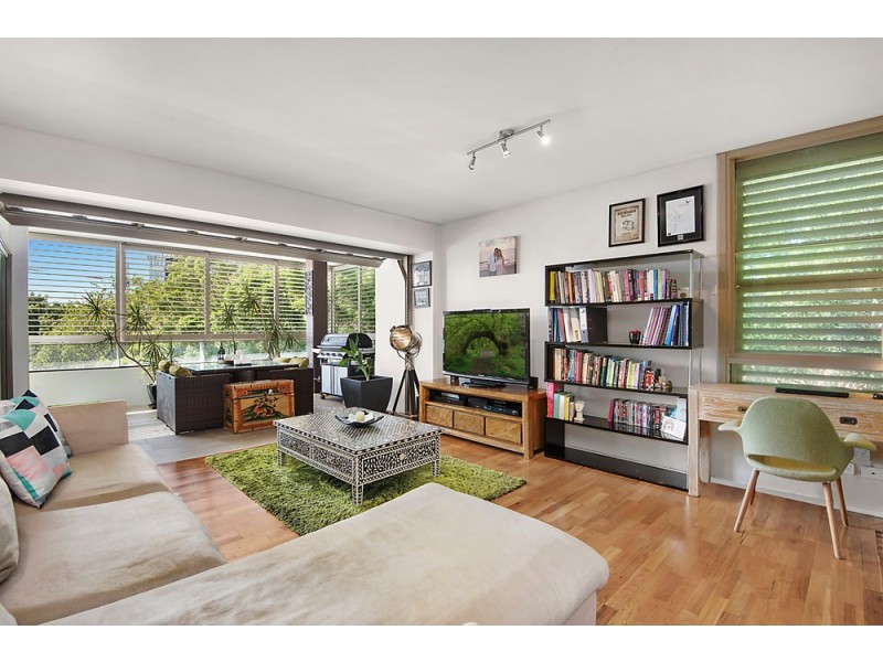 1505/2 Sterling Circuit, Camperdown NSW 2050