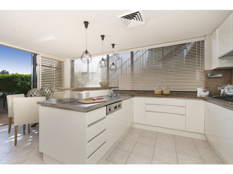 2/16 Carlotta Road, Double Bay NSW 2028