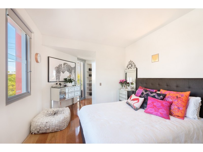 74 Mill Hill Road, Bondi Junction NSW 2022