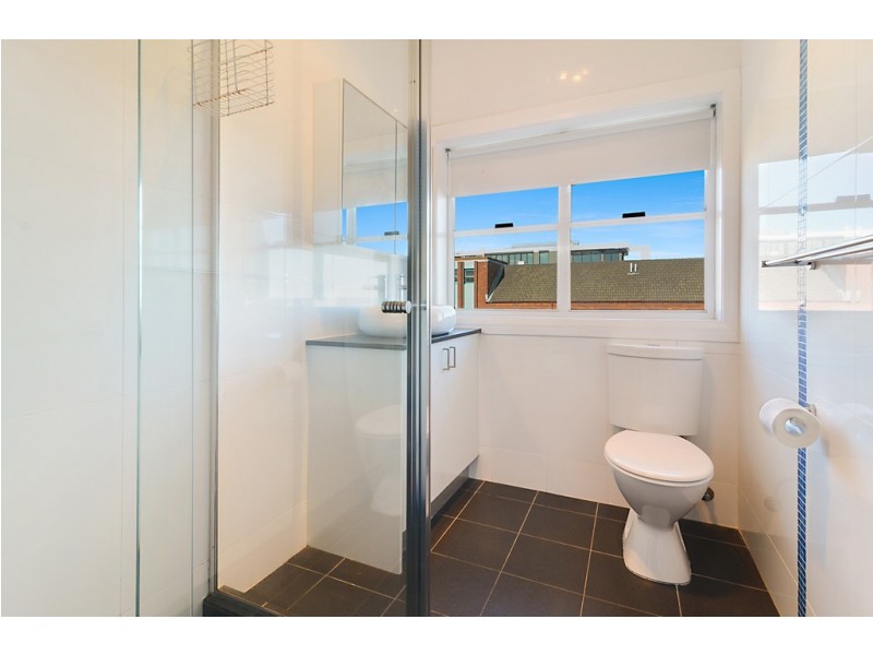 2/144 Warners Avenue, Bondi Beach NSW 2026