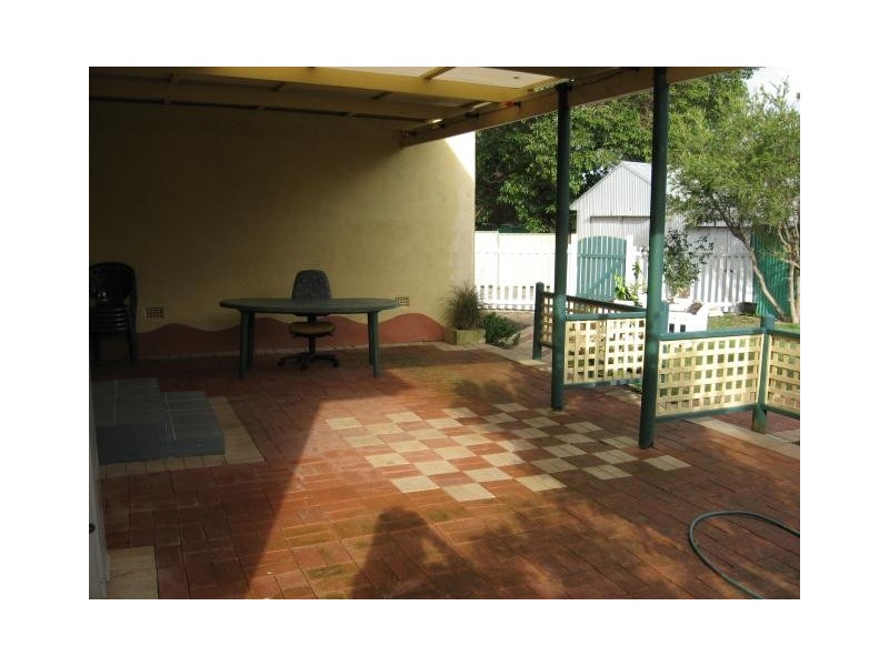 15 Warner Road, High Wycombe WA 6057