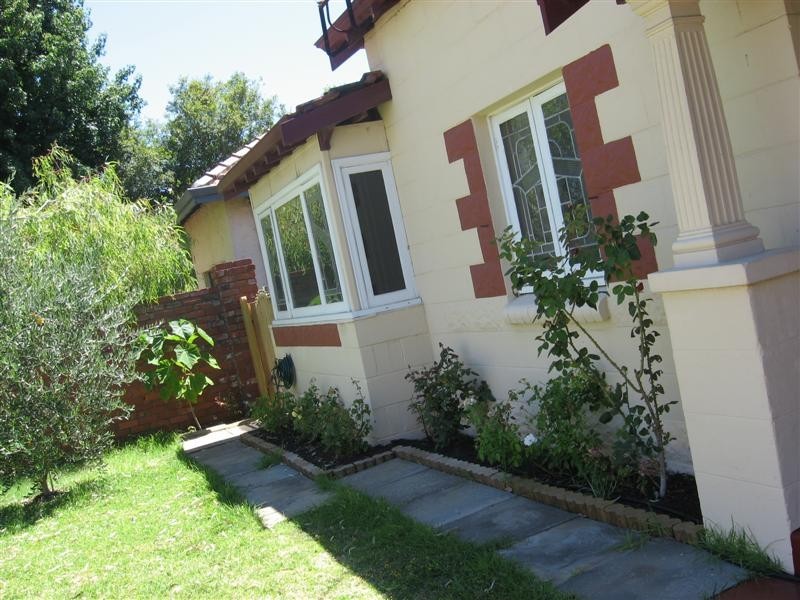 99 Great Eastern Hwy, South Guildford WA 6055