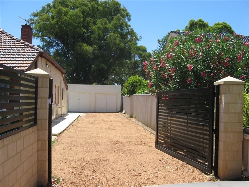 99 Great Eastern Hwy, South Guildford WA 6055