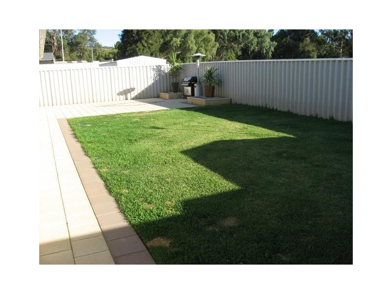 5 Azalea Court, Forrestfield WA 6058