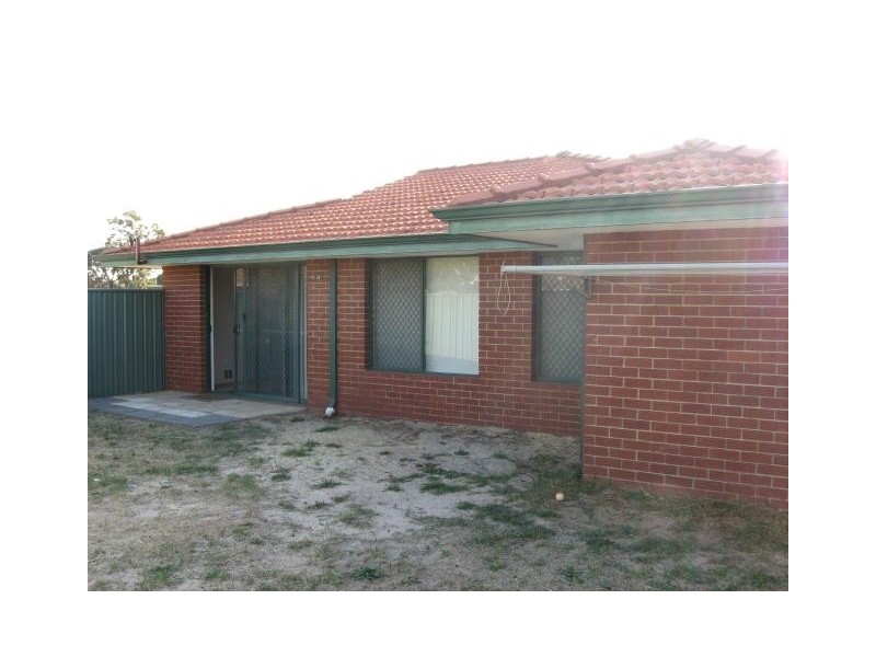 100 Wittenoom Road, High Wycombe WA 6057