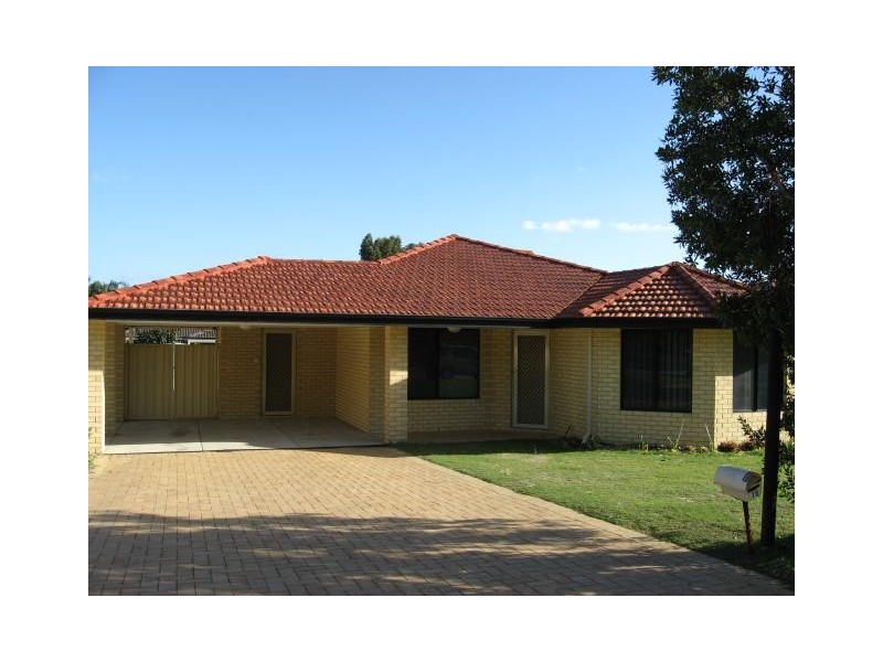 15 Lambertia Crescent, High Wycombe WA 6057