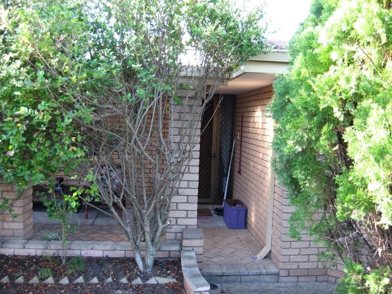 9 Cockatoo Court, High Wycombe WA 6057