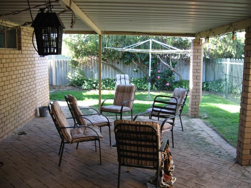 9 Cockatoo Court, High Wycombe WA 6057