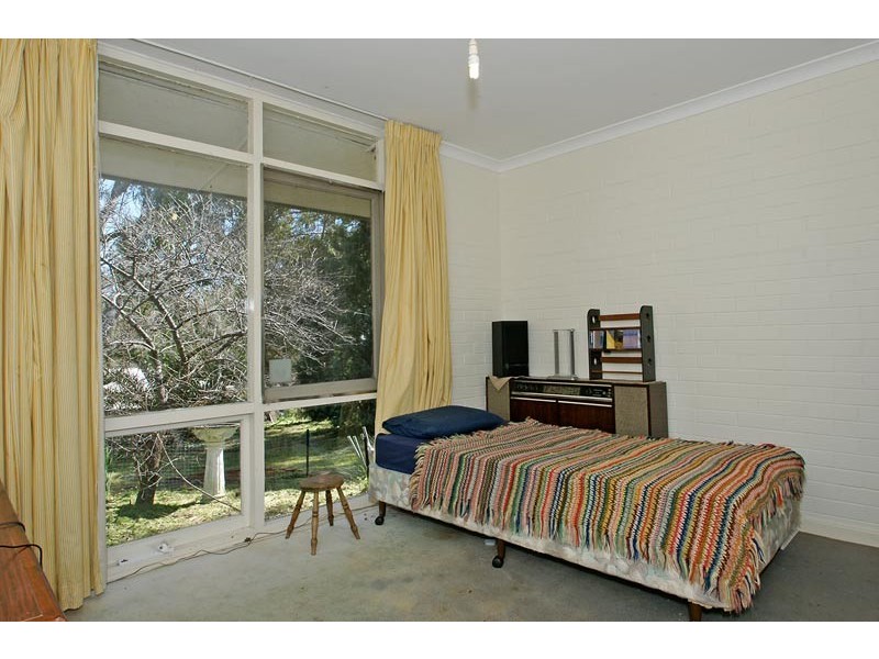 11 Jones Road, Kalamunda WA 6076